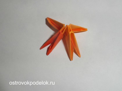 Курочка в технике модульное оригами